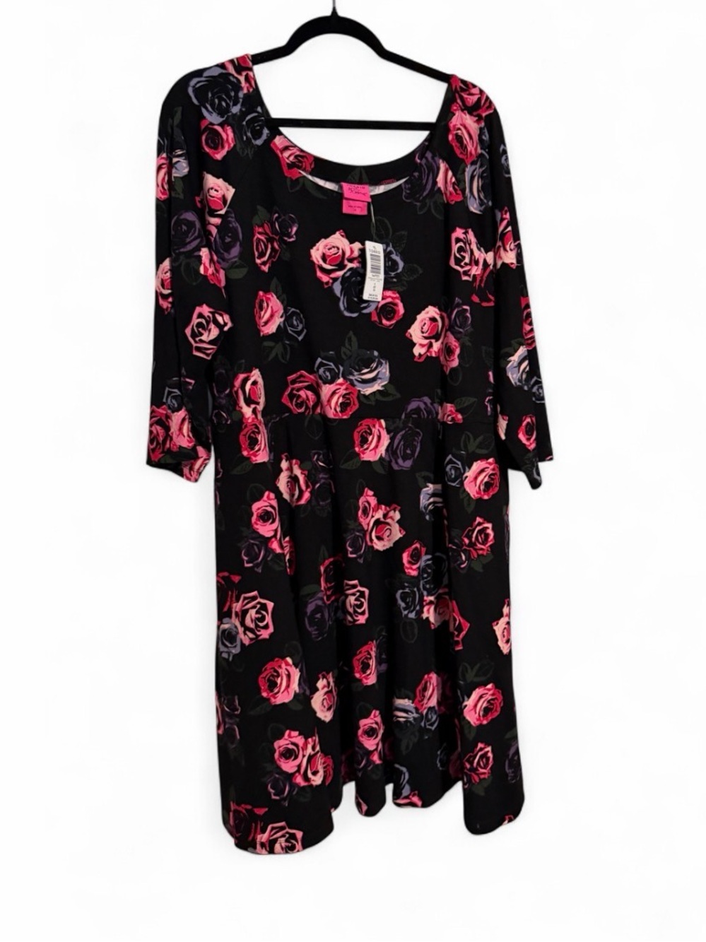 Black Floral Scoop Neck Women’s Top - Pink Rose Print